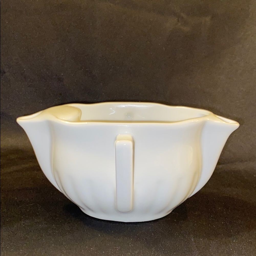 VTG Pillivuyt Porcelain Gravy Separator